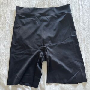 Belly Bandit Mother Tucker Black shorts